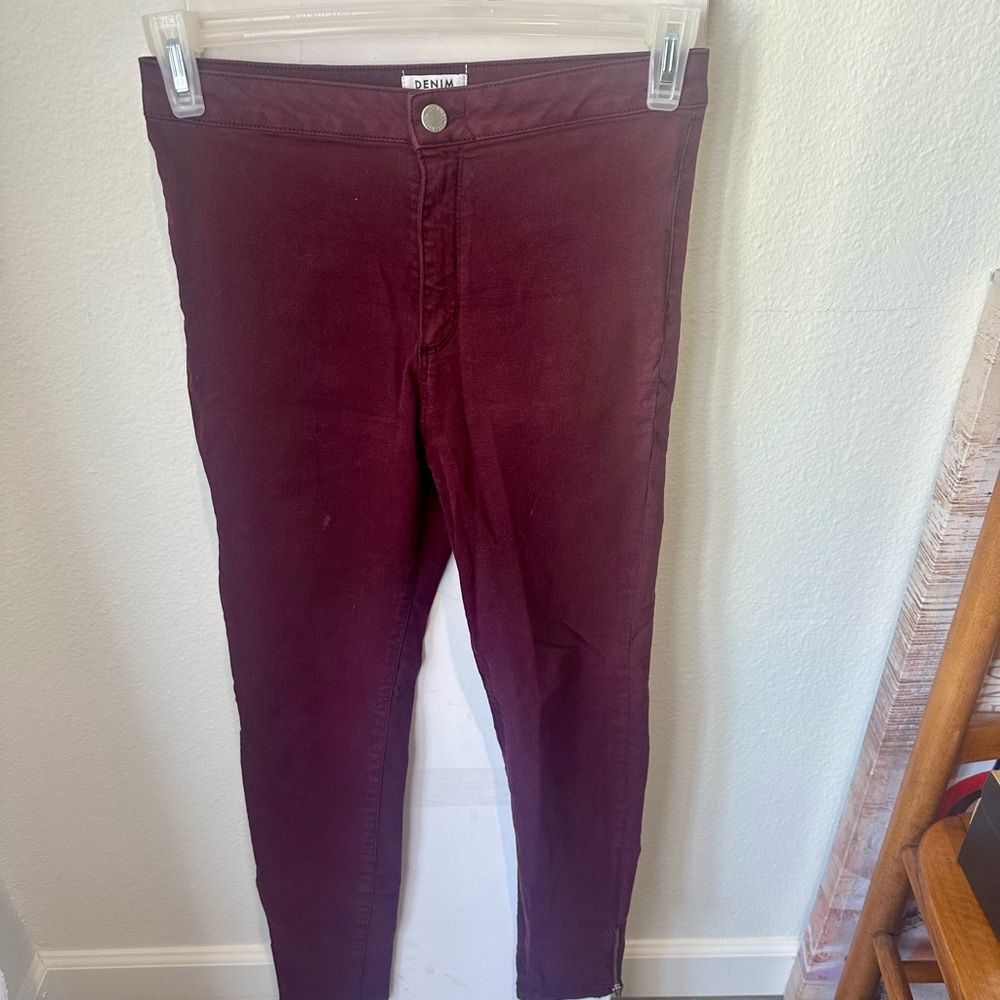 Women's Burgundy Jeans